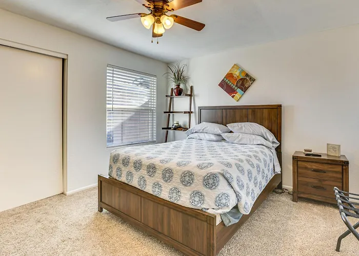 Private Pool & Fenced Yard: Sunny Glendale Getaway * Phoenix